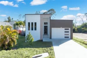 3238 Andrews Avenue, Naples, FL 34112 Sold 08/27/25