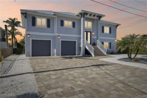 117 Sand Dollar Dr, Fort Myers Beach