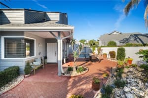 633 Bridgeway Lane, Naples, FL 34108 Sold 04/21/25