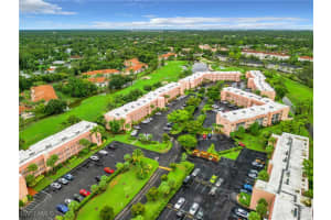200 Turtle Lake Court, Naples, FL 34105 Sold 02/18/25