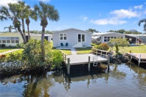 33 Aquamarine Avenue, Naples, FL 34114 Sold 06/26/25