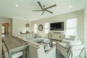 822 105th Avenue, Naples, FL 34108 - MLS#225013103