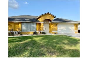 3908 Lee Boulevard, Lehigh Acres, FL 33971 Sold 04/09/25