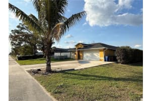 3908 Lee Boulevard, Lehigh Acres, FL 33971 Sold 04/09/25
