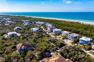 707 Waterside Drive, Marco Island, FL 34145 Sold 04/21/25