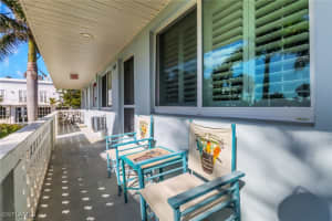 421 12th Avenue, Naples, FL 34102 - MLS#225013197