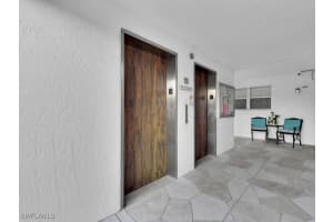 37 High Point Circle, Naples, FL 34103 Sold 04/28/25