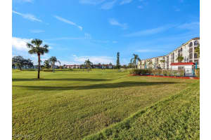 37 High Point Circle, Naples, FL 34103 Sold 04/28/25