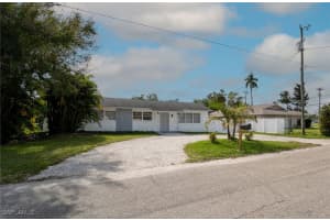 60 Cardinal Drive, North Fort Myers, FL 33917 - MLS#225013448