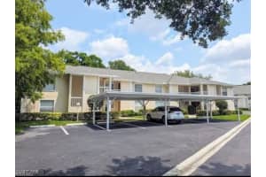 645 Squire Court, Naples, FL 34104 - MLS#225013520