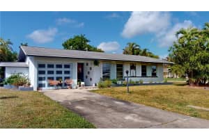 5216 Versailles Court, Cape Coral, FL 33904 Sold 08/01/25