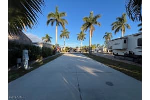 5222 Marsh Mallow Trail, Fort Myers, FL 33905 - MLS#225013614