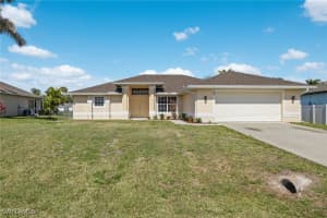 27 28th Street, Cape Coral, FL 33993 Sold 03/14/25