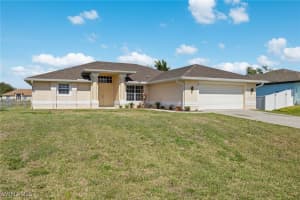 27 28th Street, Cape Coral, FL 33993 Sold 03/14/25