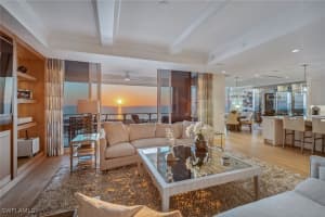 6897 Grenadier Boulevard, Naples, FL 34108 Sold 09/03/25