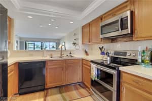 418 Foxtail Court, Naples, FL 34104 Sold 03/28/25