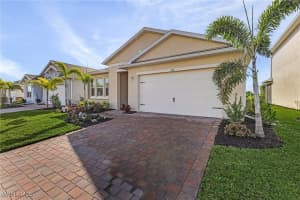 288 Spring Hill Lake Loop, Cape Coral, FL 33993 - MLS#225013794