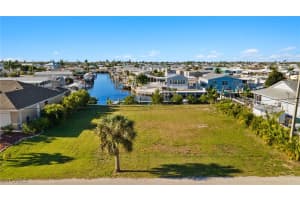 3801 Galt Island Avenue, St James City, FL 33956 - MLS#225013897