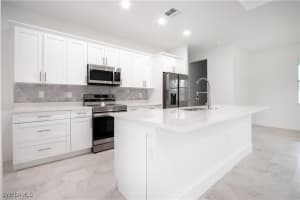 2604 10th Street, Lehigh Acres, FL 33971 Sold 07/02/25