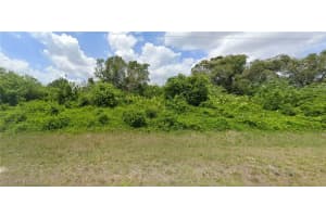 7033 Jolly Circle, Labelle, FL 33935 Sold 03/26/25