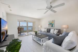 320 Horse Creek Drive, Naples, FL 34110 Sold 04/24/25