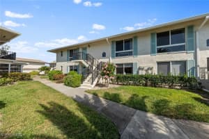 211 Palm Drive, Naples, FL 34112 Sold 04/16/25