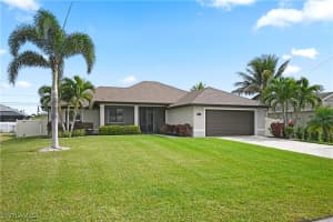 4111 Sw 15th Pl, Cape Coral