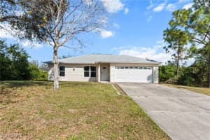 3730 14th Street, Lehigh Acres, FL 33971 Sold 04/10/25