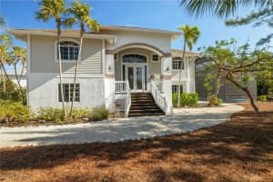 9490 Peaceful Drive, Sanibel, FL 33957 Sold 06/30/25