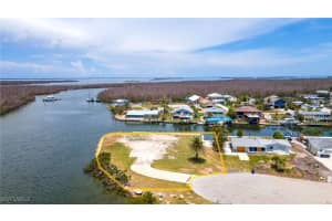 2183 Sanibel Boulevard, St. James City, FL 33956 Sold 07/09/25