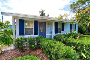714 11th Street, Naples, FL 34102 - MLS#225014183