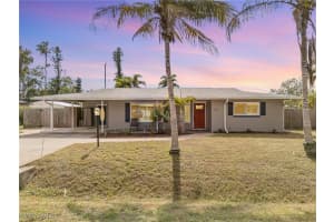2224 Ivy Avenue, Fort Myers, FL 33907 Sold 05/09/25