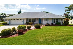 4883 Royal Palm Dr, Estero