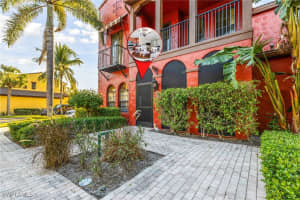 8997 Cambria Circle, Naples, FL 34113 Sold 05/09/25