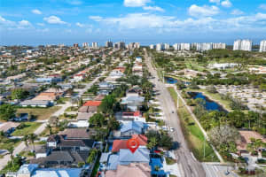 646 111th Ave N, Naples