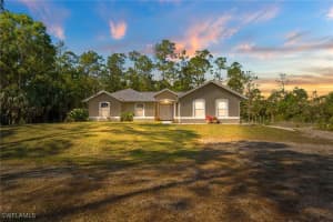 521 Everglades Boulevard, Naples, FL 34117 Sold 05/30/25