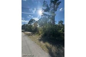 3814 Kittyhawk Drive, Fort Myers, FL 33905 Sold 04/01/25