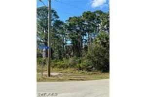 3814 Kittyhawk Drive, Fort Myers, FL 33905 Sold 04/01/25