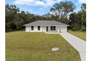 3303 18th Street, Lehigh Acres, FL 33972 Sold 05/14/25