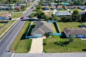 18585 Dogwood Road, Fort Myers, FL 33967 Sold 05/07/25