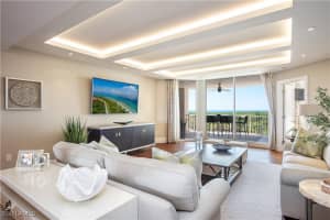 7117 Pelican Bay Boulevard, Naples, FL 34108 Sold 07/16/25