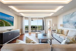 7117 Pelican Bay Boulevard, Naples, FL 34108 Sold 07/16/25