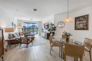 7539 Rockefeller Drive, Naples, FL 34119 Sold 04/10/25