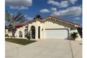 17635 E Boat Club Dr, Fort Myers
