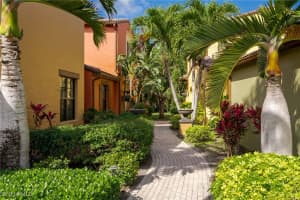 9111 Chula Vista Street, Naples, FL 34113 Sold 04/03/25