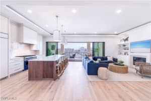 82 9th St S 303, Naples
