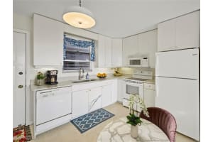 5900 Bonita Beach Road, Bonita Springs, FL 34134 Sold 04/22/25