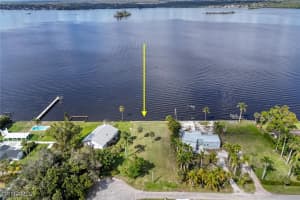 4385 Riverside Drive, Fort Myers, FL 33905 Sold 07/18/25