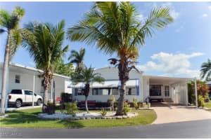 149 Adrienne Dr, Fort Myers