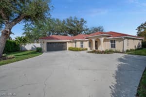 5138 Kristin Ct, Naples